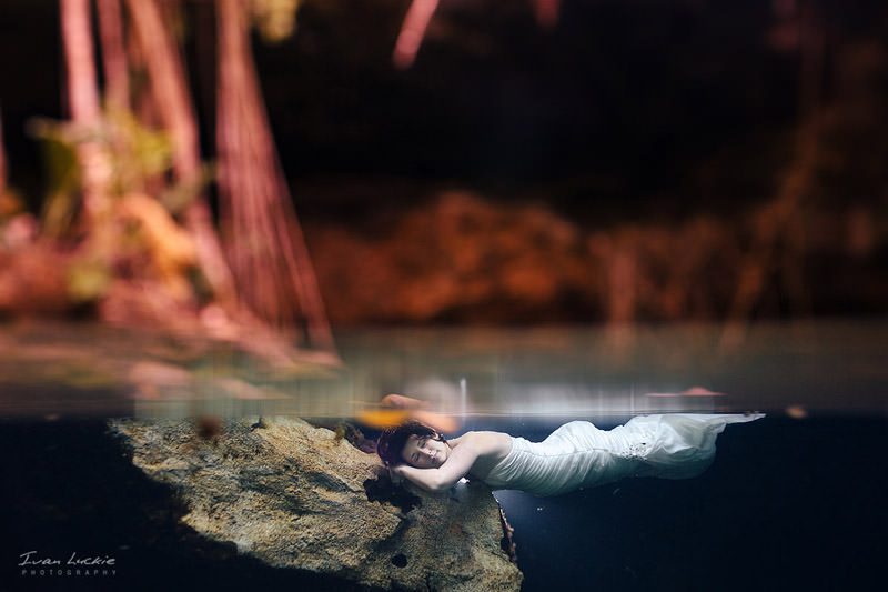 Catherine and Mike - Underwater wedding Trash The Dress - Ivan Luckie Photography