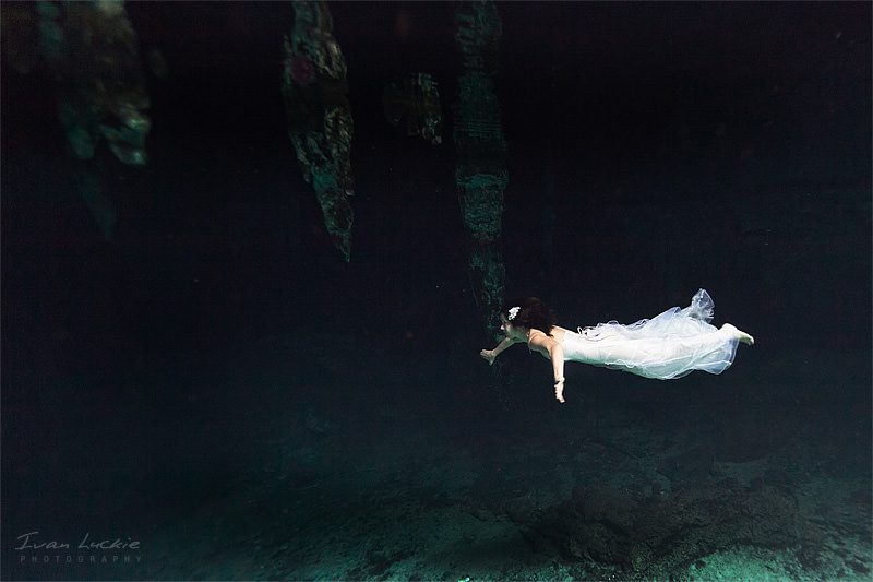 Deep dive trash- Cenote Mexico - LuckiePhotography