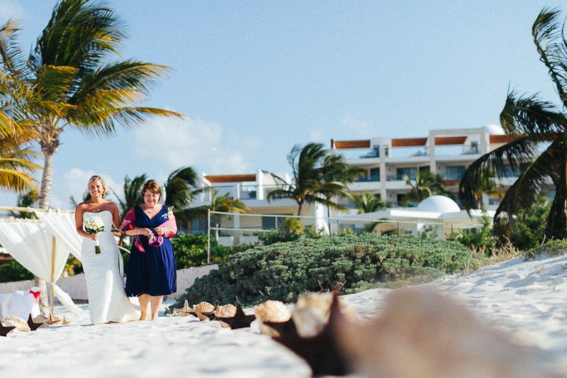 Emily+Andrew - Excellence Playa Mujeres - LuckiePhotography-5