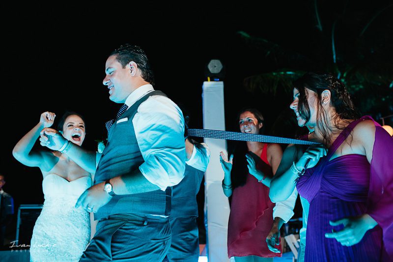 Erica and Luis - Hotel Hacienda Tres Rios wedding photography - Playa del Carmen - Ivan LuckiePhotography-51