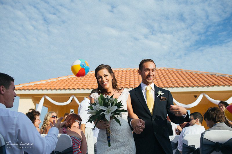 Ocean Coral & Turquesa Puerto Morelos- wedding photography - Erica+Benjamin - Ivan Luckie Photographer-48
