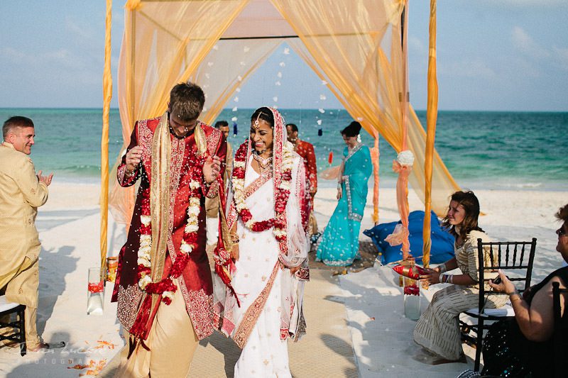 Snighda+Alan Moon Palace Playa del Carmen hindu wedding photography