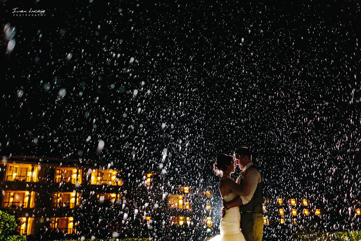 wedding rain - Weather for your wedding in Cancun, Playa del Carmen and The Riviera Maya - By Ivan Luckie Photography
