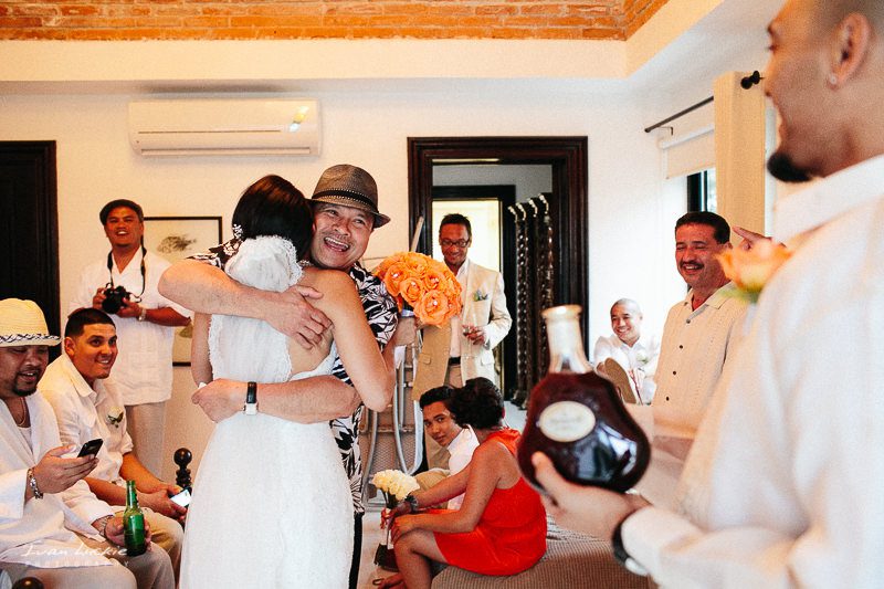 Brenda+Shawn - Cancun wedding Photographer - Ivan Luckie Photography-25