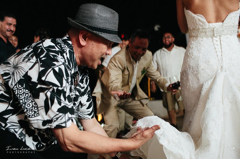 Brenda+Shawn - Cancun wedding Photographer - Ivan Luckie Photography-30