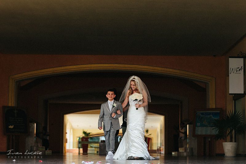 Doreen+Christian - Barcelo Mayan Palace wedding photography - Ivan Luckie Photography-10