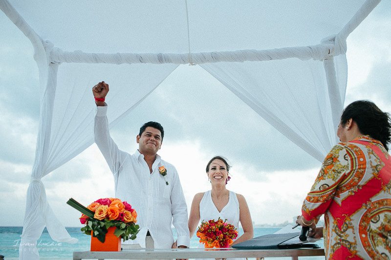 Deborah+Carlos - Amndala Beach Club Cancun Wedding Photographer- Ivan Luckie Photography-23