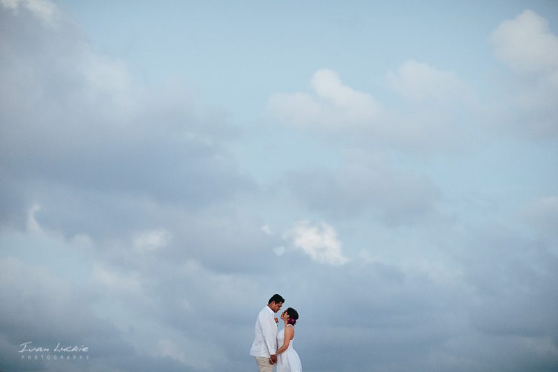 Deborah+Carlos - Amndala Beach Club Cancun Wedding Photographer- Ivan Luckie Photography-30