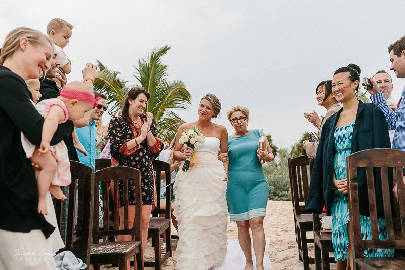 Justyna + Chris - Blue Venado Beach Club wedding Photographer - Ivan Luckie Photography-4