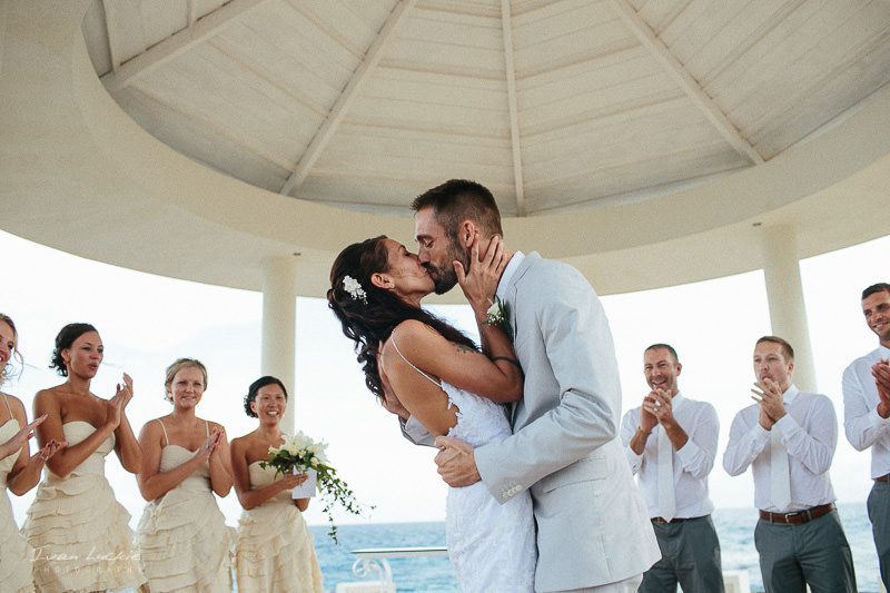 Sara+Tom - Dreams Cancun wedding photographer - Ivan Luckie Photography-50