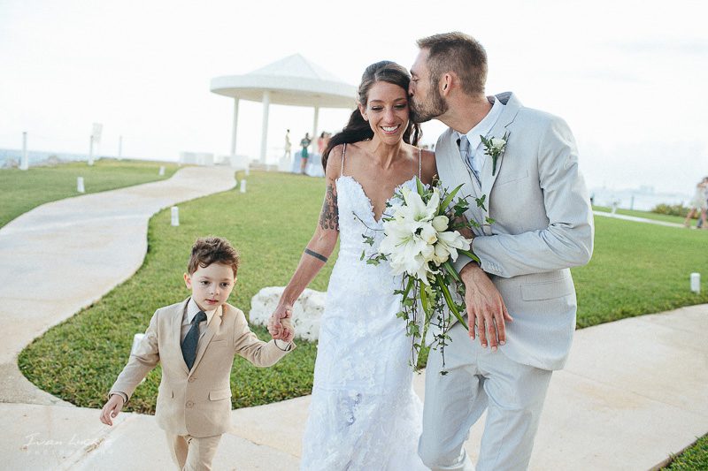 Sara+Tom - Dreams Cancun wedding photographer - Ivan Luckie Photography-52