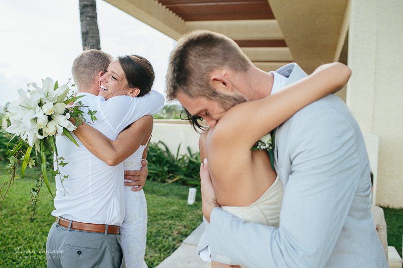 Sara+Tom - Dreams Cancun wedding photographer - Ivan Luckie Photography-55