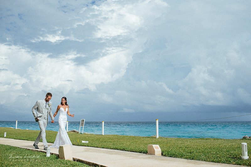 Sara+Tom - Dreams Cancun wedding photographer - Ivan Luckie Photography-9