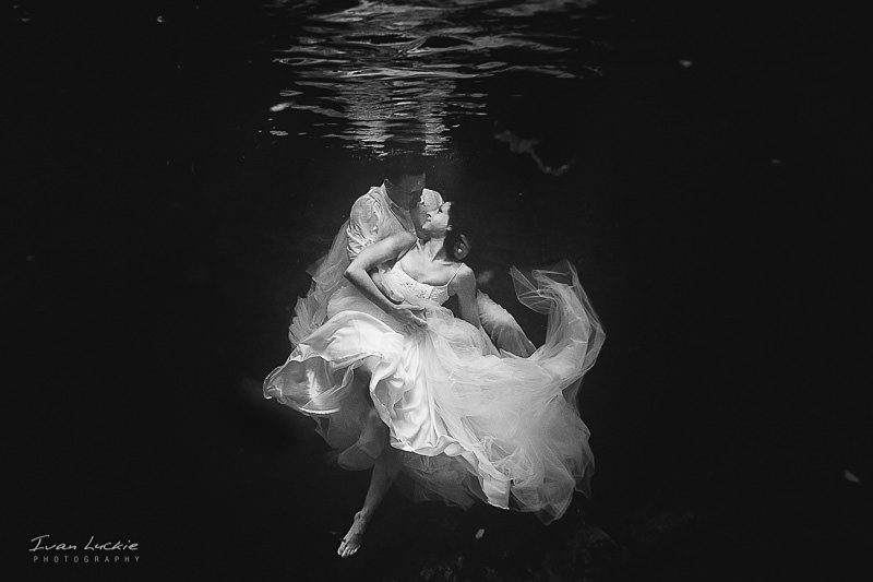 Christine+John - Cenote underwater wedding Photographer - Ivan Luckie Photography-1