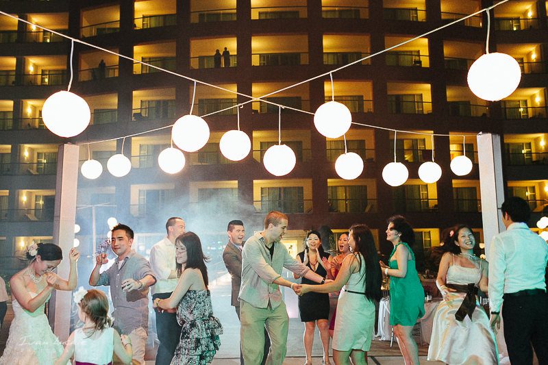 Jean+Jason - Beach palace Cancun wedding Photography - Ivan Luckie Photography-59