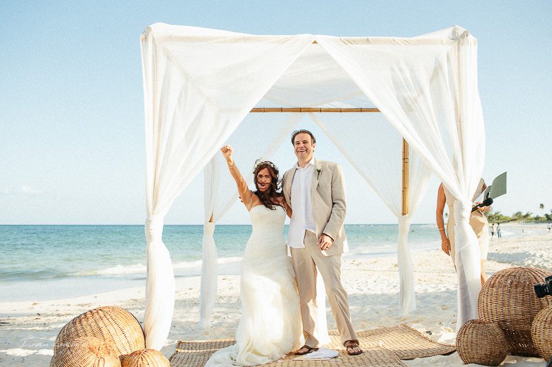 Dana+Jordan - Grand Coral Beach CLub Wedding Photographer- Ivan Luckie Photography-21