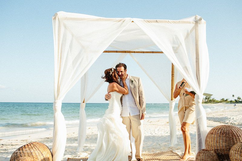 Dana+Jordan - Grand Coral Beach CLub Wedding Photographer- Ivan Luckie Photography-24