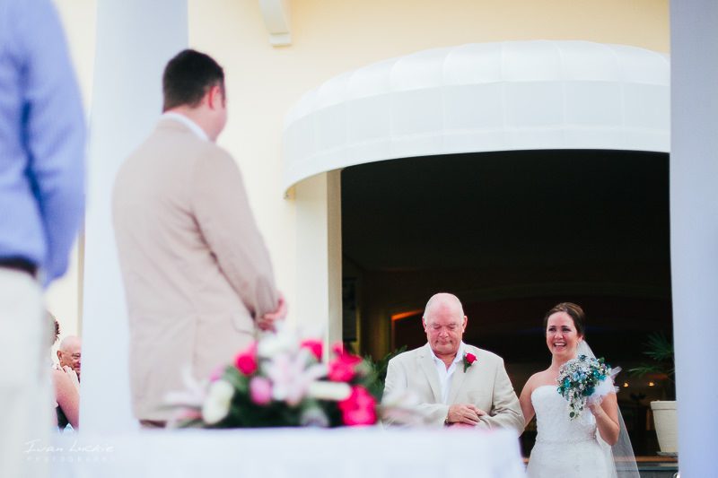Jessica+Patrick  - Barcelo Maya Palace wedding  Photographer - Ivan Luckie Photography-30