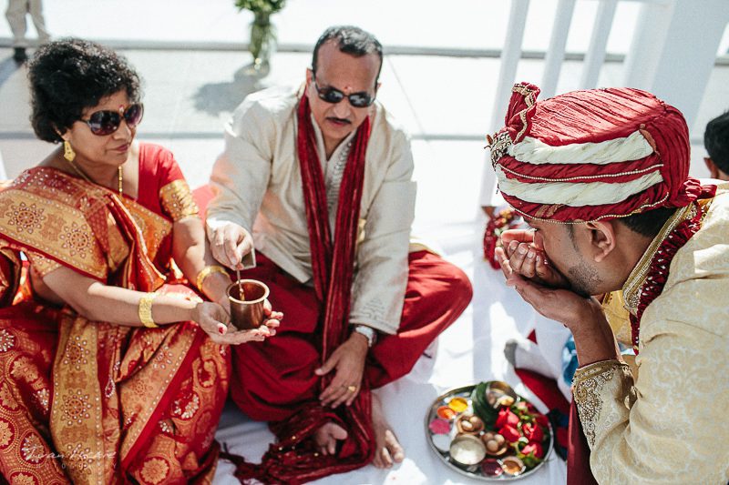 Trina+Tarang - Azul Sensatori Hindu Wedding Photographer- Ivan Luckie Photography-11