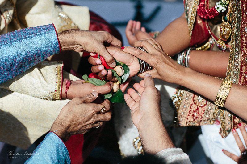 Trina+Tarang - Azul Sensatori Hindu Wedding Photographer- Ivan Luckie Photography-21