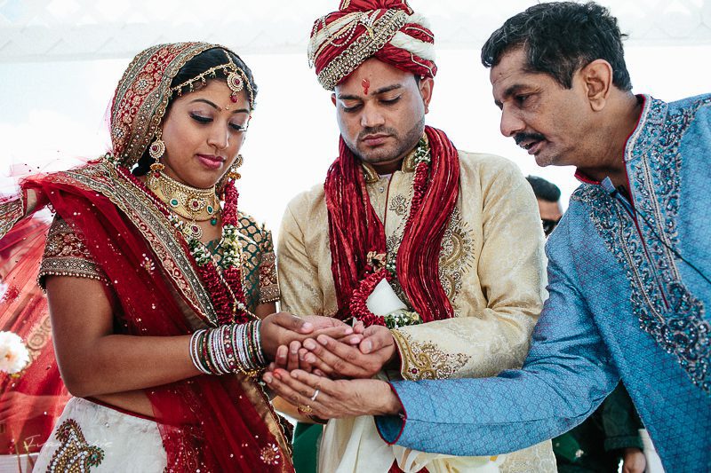 Trina+Tarang - Azul Sensatori Hindu Wedding Photographer- Ivan Luckie Photography-31