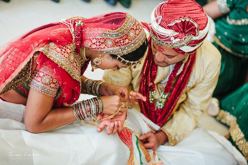 Trina+Tarang - Azul Sensatori Hindu Wedding Photographer- Ivan Luckie Photography-52