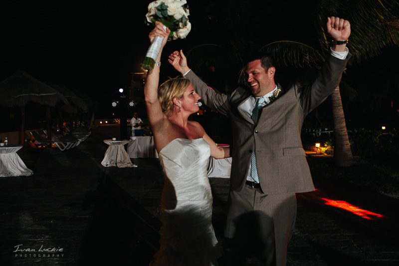 Sara+Adam - Now Sapphire Puerto Morelos wedding photographer - Ivan Luckie Photography-59