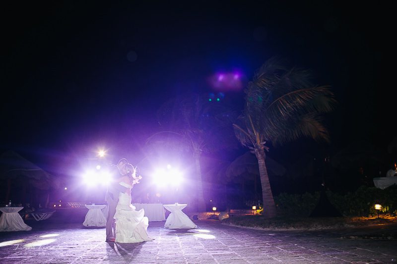 Sara+Adam - Now Sapphire Puerto Morelos wedding photographer - Ivan Luckie Photography-62