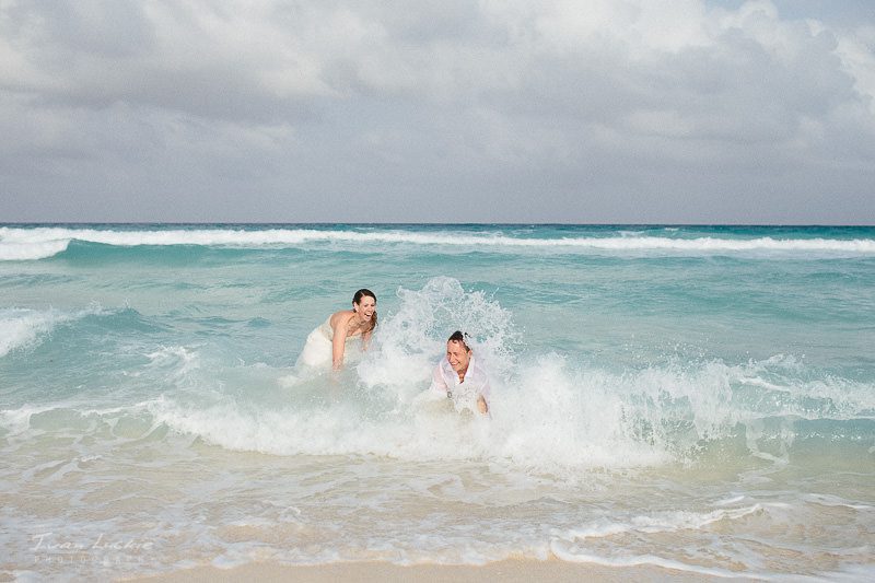 Melissa+Paul - Panama Jack Cancun Wedding pictues - Ivan Luckie Photography-60