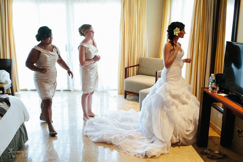 Laura+Christina - Valentin Imperial Maya wedding photographer - Ivan Luckie Photography-16