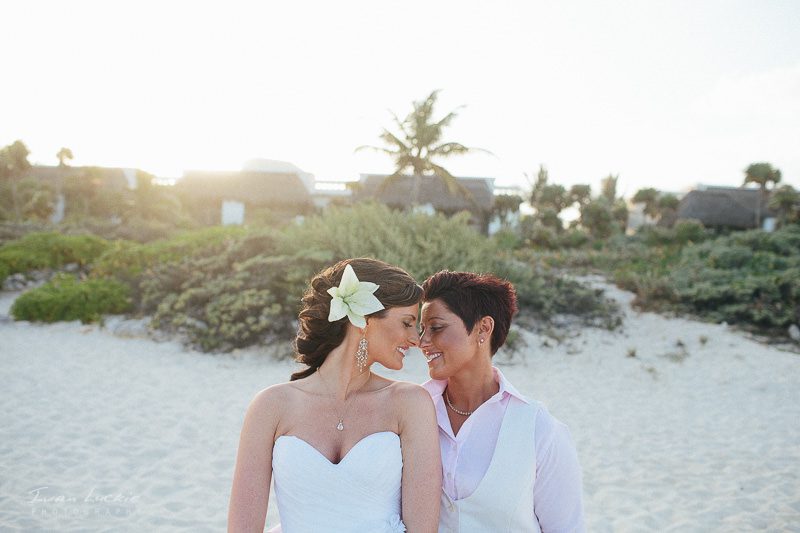 Laura+Christina - Valentin Imperial Maya LGBT wedding - Ivan Luckie Photography-38