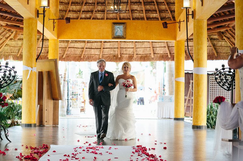 Teresa+Roman  -  Barcelo Maya Colonial wedding photographer - Ivan Luckie Photography-7