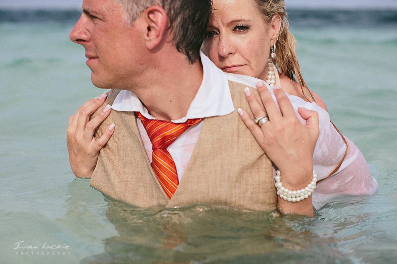 Trina+Darcy - Now Sapphire Cancun wedding photographer - Ivan Luckie Photography-114