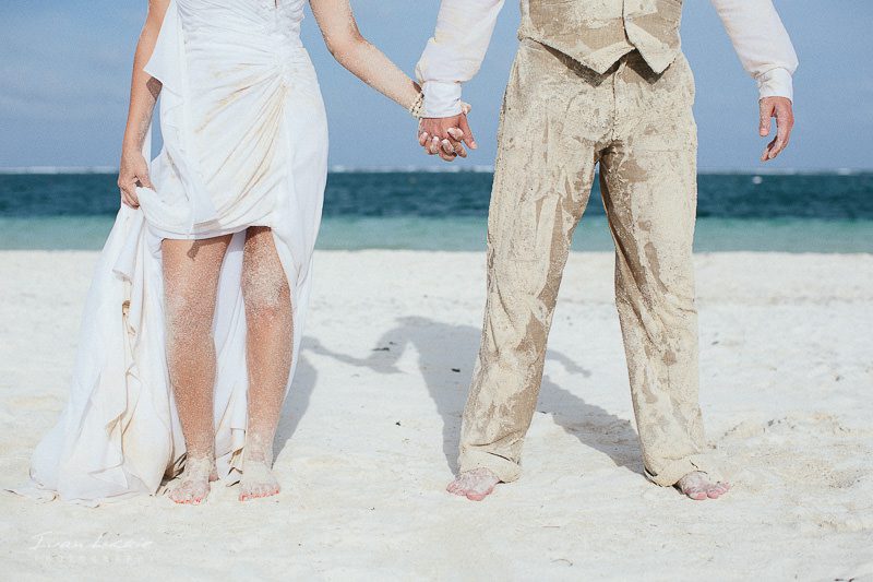 Trina+Darcy - Now Sapphire Cancun wedding photographer - Ivan Luckie Photography-116