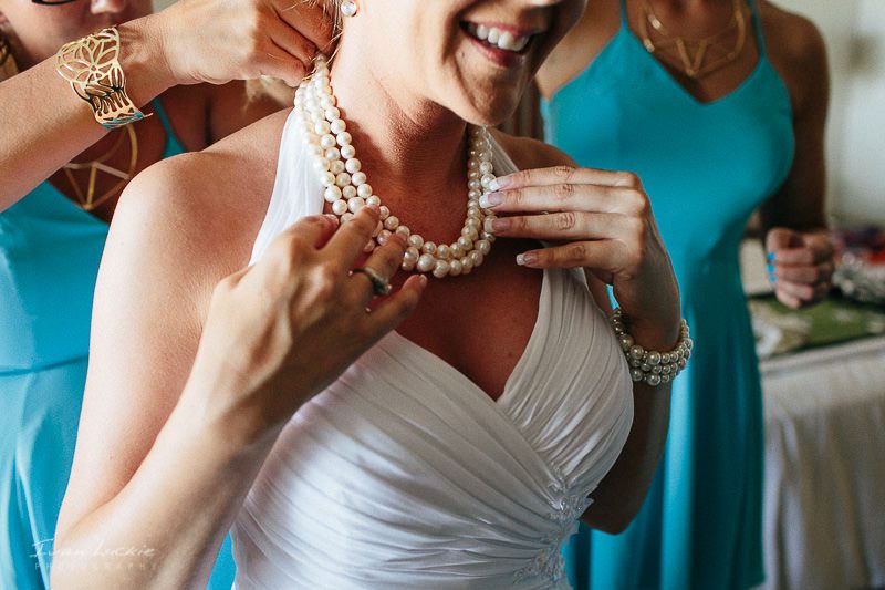 Trina+Darcy - Now Sapphire Cancun wedding photographer - Ivan Luckie Photography-23