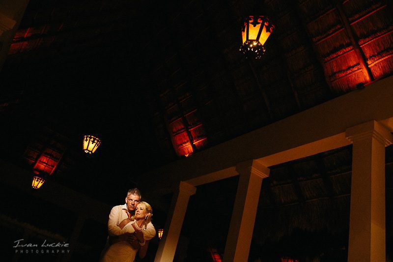 Trina+Darcy - Now Sapphire Cancun wedding photographer - Ivan Luckie Photography-91