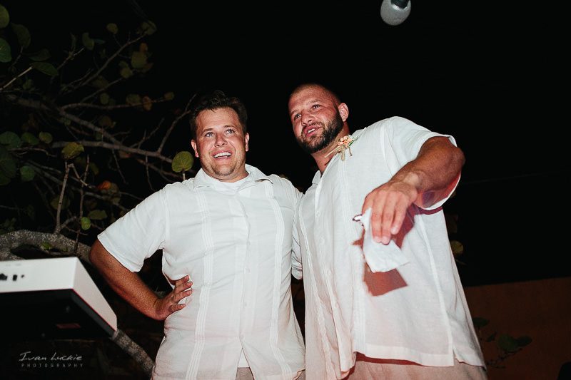 wedding Jana and Benjamin Fenix Beach Club Isla Mujeres-42