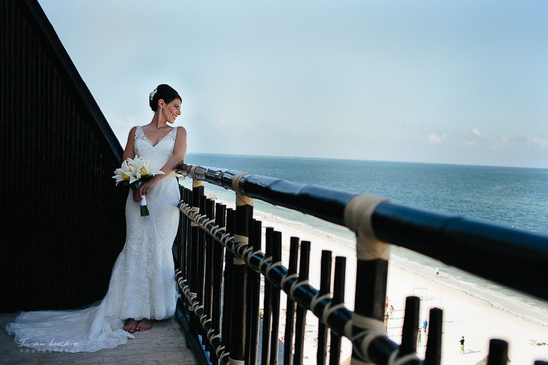 wedding Amy and Brian Dreams Riviera Cancun-18
