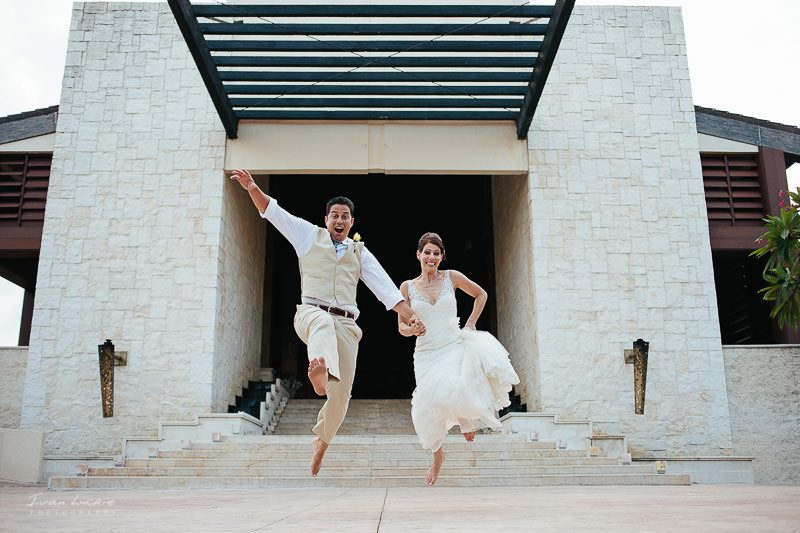 wedding Amy and Brian Dreams Riviera Cancun-50